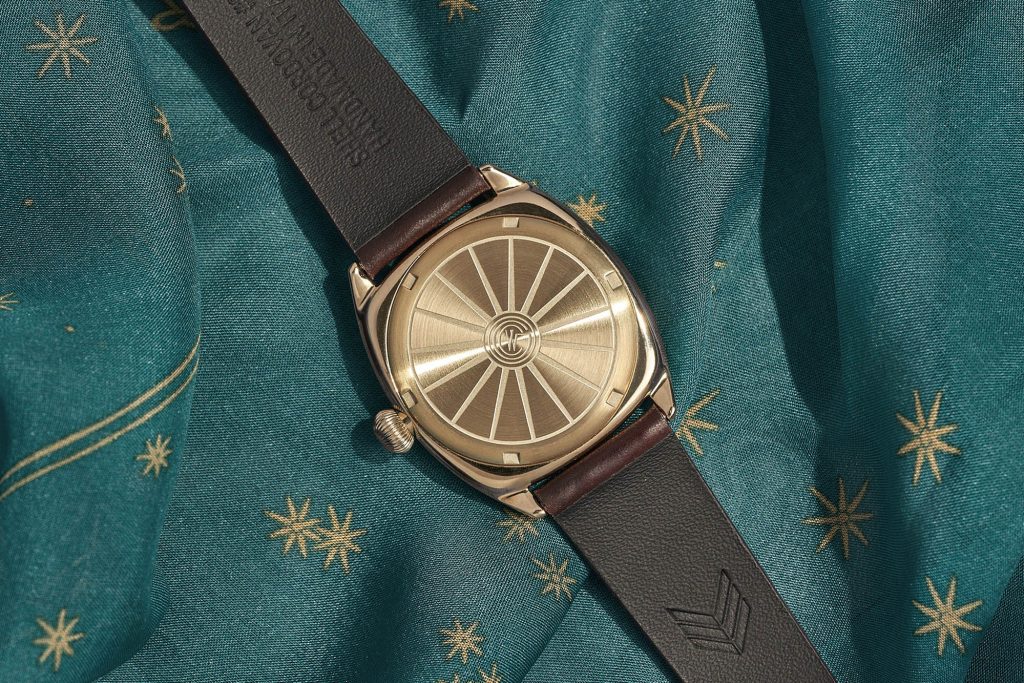 Montre Lorier – modèle montre Lorier Roosevelt, photo extraite de l’article Lorier et Grand Central Watch Présentent le Roosevelt en Bronze.