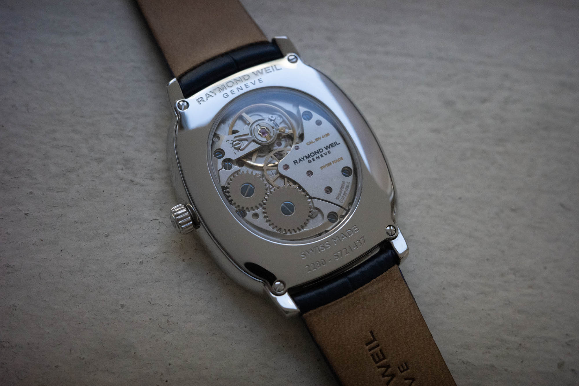 Montre Raymond Weil – modèle Raymond Weil Toccata Heritage, photo extraite de l’article Raymond Weil dévoile la collection capsule Toccata Heritage.