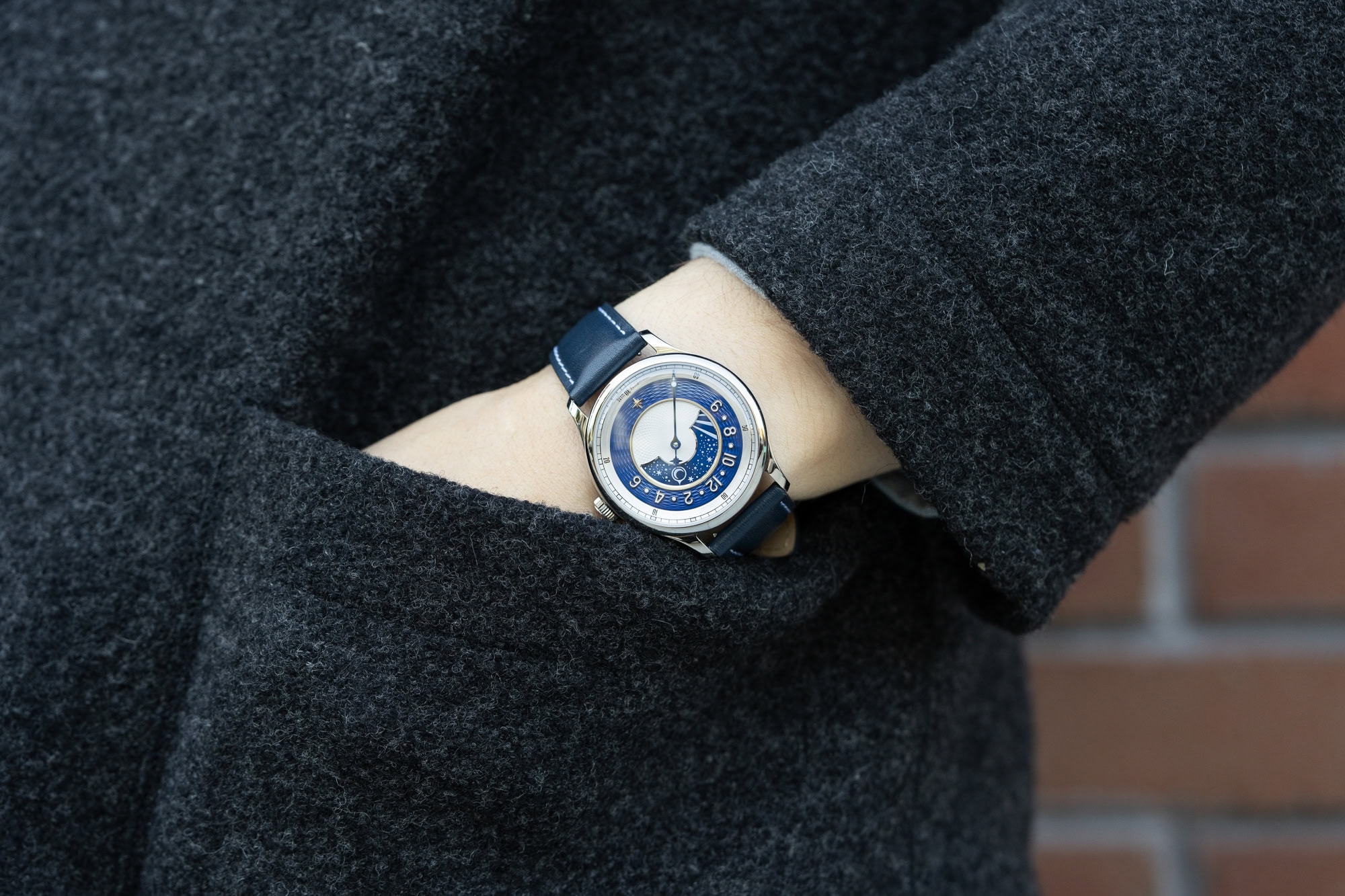 Montre Metrical – modèle Metrical Epiphany One, photo extraite de l’article Découvrez la Metrical Epiphany One : Innovation et Tradition.