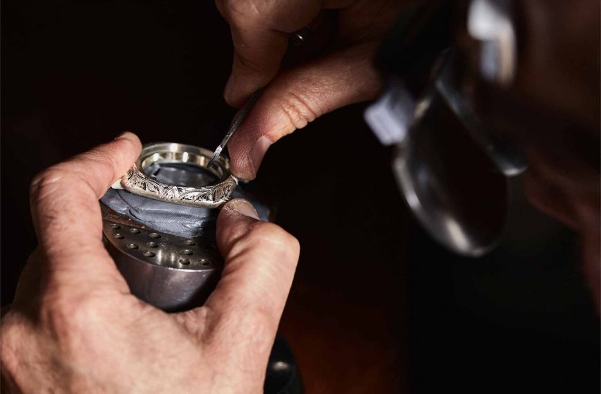 Montre Ralph Lauren – modèle Ralph Lauren Montre Turquoise, photo extraite de l’article Ralph Lauren Introduit un Cadran Turquoise dans sa Collection Western.