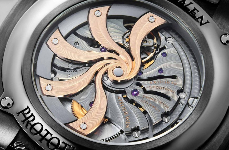 Montre Atelier Wen – modèle Atelier Wen Inflection, photo extraite de l’article Atelier Wen Inflection : Une Montre en Tantale Exclusif.