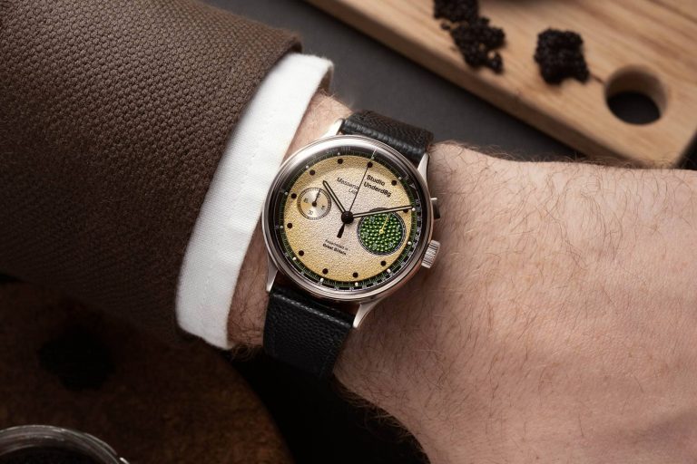 Montre Autres – modèle Studio Underd0g 03SERIES Champagne & Caviar, photo extraite de l’article Une édition limitée Studio Underd0g: perles de champagne et caviar avec Massena LAB.