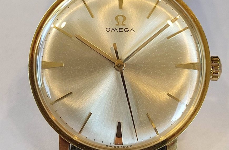 Montre Omega – modèle montres vintage Omega, photo extraite de l’article eBay Trouvailles : Montres Vintage d'Omega, Movado, Seiko et Plus.