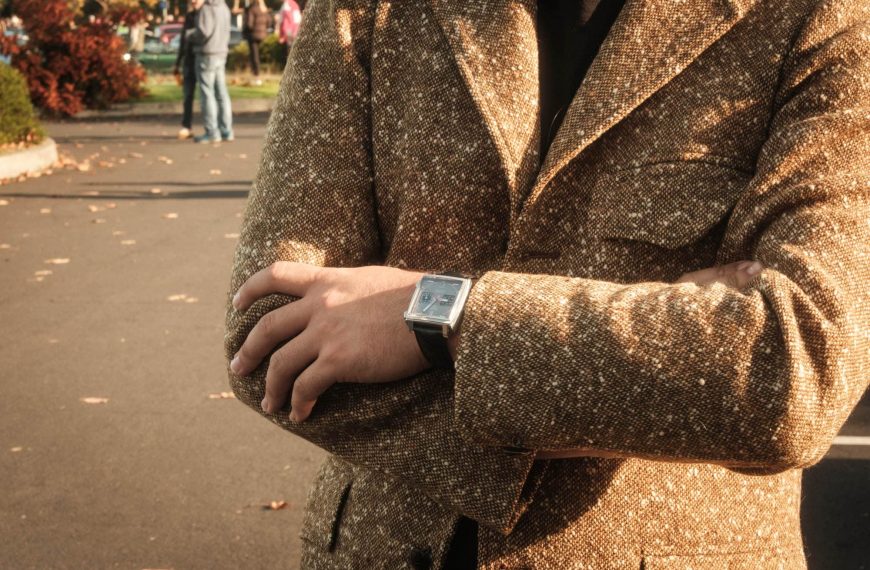 Montre BMW – modèle rassemblements automobiles San Francisco, photo extraite de l’article Rassemblements automobiles à San Francisco en novembre.