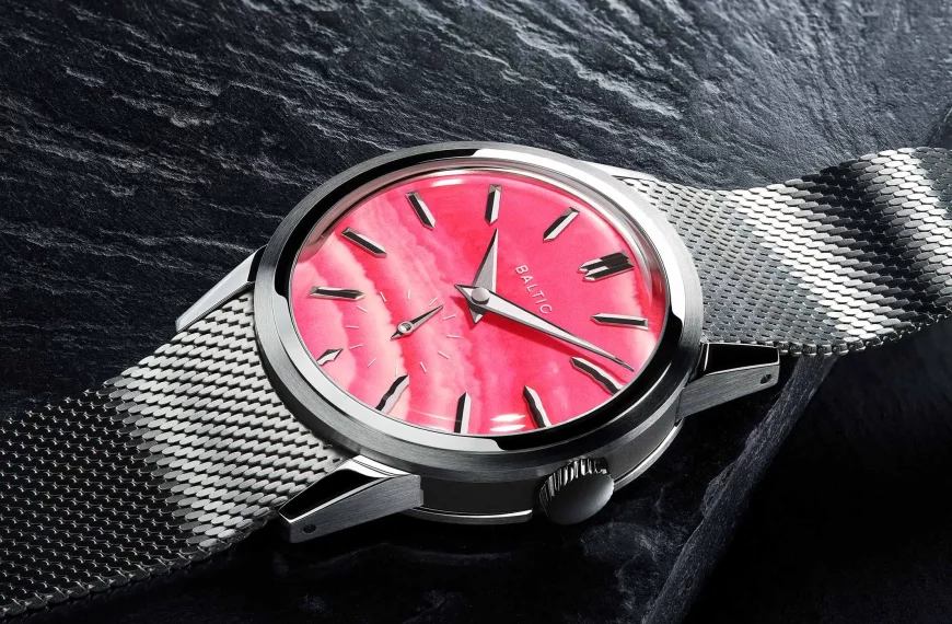 Montre Baltic – modèle Baltic Prismic Stone, photo extraite de l’article Baltic Prismic : Nouveaux Cadrans en Pierre Prismic.